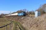 230 075-4 zu sehen am 14.02.19 mit dem Innofrigtzug in Chotikov.