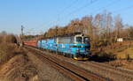 4 Laminate am Leerkohlezug aus Plzen auf dem Weg nach Nove Sedlo. Die 240 035 und 240 023 liefen, während die 230 063 und 230 087 kalt im Zug mitgeschleppt worden. Aufgenommen wurde das Bild in Chotikov bei Kynsperk nad Ohri am 10.01.2024
