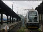 Vor wenigen Minuten wurde an 471 001 (im Bild) 471 020 angekoppelt und seitdem steht sie Doppeltraktion der  City Elefanten  in Praha Masarykovo ndra (24.10.2011)