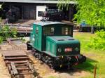 Akkumulatorlokomotive 16E2 - E212 001  Koloběžka - Roller (Baujahr: 1954 - Skoda) in Eisenbahnmuseum Lu¸ná u Rakovníka am 23.5.