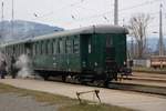 CSD Ce 3-3402 (CD 55 54 24-21 257-2 Ce) als letztes Fahrzeug des Os 10803 nach Valasske Klobouky am 01.Dezember 2018 im Bahnhof Vsetin.