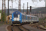 80 30 011 8 an der Spitze des Schnellzuges Kolin-Usti nad Labem zapad, in Usti einfahrend.