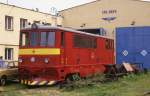 Schmalspur Diesellok TU 47008 am 21.6.1988 vor dem Lokschuppen in  Jindrichuv Hradec.