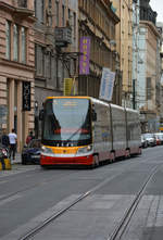 Skoda 15T  9394  Straßenbahn ist am 25.08.2018 unterwegs durch Prag.