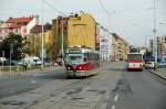 8268 am 28.09.09, dem Nationalfeiertag, am Bahnhof Holesovice