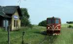 Am 16.6.2001 hält 705916 mit dem Zug nach Osoblaha kurz im kleinen Landbahnhof Horni Povelice. 