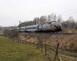 6 193 568 (der neue Werbe Vectron) in Tschechien als R 609 zu sehen am 05.02.25 in Chotikov.