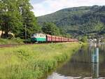 123 026-7 (die letzte 123 in der alten Farbgebung) war mit einem leeren Kohlezug am 06.06.22 in Ústí nad Labem-Střekov zu sehen.