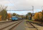 363 245-2 zu sehen am 26.10.24 mit einem Mischer in Nebanice.