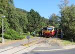 Am 21.09.24 fand auf der (Ziegenbahn) die Eröffnung auf dem neuen Teilstück von Telnice nach Krupka an. Hier 810 656 und 810 535 als Os 218312 zu sehen in Krupka (dem neuen Endpunkt) auf dem neuen Teilstück.