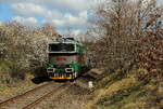 KDS 753 197 beim Schotterdienst auf der Strecke Ceska Lipa - Lovosice aufgenommen am 19.04.2022 kurz hinter Bahnhof Zahradky