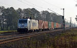 Am 04.11.17 führte 386 025 für Metrans einen Containerzug durch Jütrichau Richtung Magdeburg.