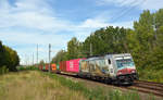 Wegen der Sperrung der Strecke Berlin - Dresden wurde 386 020 mit ihrem Metrans-Containerzug über Muldenstein Richtung Leipzig umgeleitet.