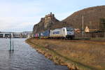 386 031-9 zu sehen am 06.03.19 mit einem Containerzug in Ústí nad Labem-Střekov.