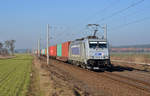 386 021 schleppte am 15.02.17 einen Containerzug durch Rodleben Richtung Roßlau.