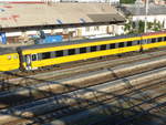 A-RJ 61 80 19-90 012-3 Amz am 07.06.2019 in Praha-Smichov.