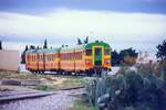 Steuerwagen YRZ-878 mit YZ-666 am 24.Dezember 2001 nahe des Gare de Hammamet. (Fotoscan)