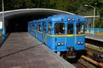 Metrowagonmasch 81-717/714 in Kiew am Bahnhof Dnjpro.