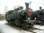 die ausgestellte Lok 375 1032 galt als die letzterhalte Dampflok der MAV und gehörte zu der zahlenmäßig am stärksten vorhandenen Baureihe der MAV, hier im Januar 2010 im Bahnpark Budapest.