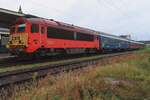 Von Busbahnhof von Györ wurde am 16 September 2024 MAV 418 312 mit deren Regionalzug fotografiert. 