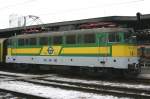 V43 334 der GySEV wartet im Bahnhof Sopron auf die Rckfahrt nach Gyr. (7.2.2006)