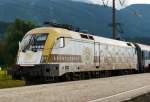 470 010-4  ARANYCSAPAT  am 15.8.2015 mit ÖBB-IC 530 (Lienz - Wien Meidling) beim Halt in Greifenburg-Weißensee.