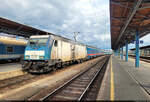 480 022-7  Sándor Weöres  ist im Bahnhof Budapest-Keleti (HU) auf Gleis 2 eingetroffen.

🧰 MÁV
🕓 10.9.2024 | 14:50 Uhr