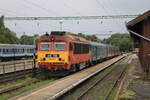 MÁV H-START 418 316 mit dem SZ 19616 nach Tapolca, am 20.07.2024 in Keszthely.