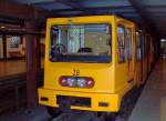 U-Bahnzug 28 der Linie 1 (Vrsmarty - Mexikoi ut) in der Station Kodaly Krnd im Januar 2007, die Linie 1 der Budapester U-Bahn (Metro) ist die lteste U-Bahn auf dem europischen Kontinent, sie