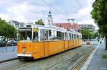 Ganz-Achtachser 1307 an der Endstelle Batthyny tr (5. Juli 2007). Die Achtachser vom Typ CSMG2 wurden von Ganz 1967 bis 1978 gebaut.