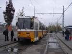 Eine alte Tatra Straenbahn in Budapest.