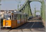 Linie 47 auf der Szabadsg hd/Freiheitsbrcke.