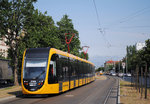 Mit einer Fahrzeuglänge von über 56 Metern zählen die zwölf Wagen der Reihe 2101 - 2112 zu den längsten Straßenbahnen der Welt, die mit einem Fassungsvermögen von