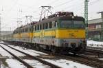 430 326 + 430 325 + 430 321 erreichen am 18.02.2013 mit ihrem Zug aus Sopron den Endbahnhof Gyr.