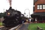 Dampflok 610 der Tennessee Valley Railroad mit Dampfzug 101 East Chattanooga-Grand Junction auf Bahnhof Grand Junction (State of Tennessee) am 30-08-2003.