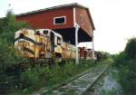 Eine Reihe altes American Locomotive Company (Alco) RS-3's steht in Morrisville, Vermont auf ein Nebengleis der Lamoille Valley Railroad.