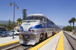 AMTRAK EMD F59PHI Pacific Surfliner bei Halt in Santa Barbara, Kalifornien am 2.