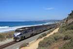 460 passes San Clemente whilst working Pacific Surfliner 768, 0648 Santa Barbara-San Diego, 16 July 2014