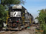 Norfolk Southern Road Switcher N° 3095, Typ EMD GP 40-2, Bauj.8/71.Foto aufgenommen von Browning Alley in Follansbee, West Virginia USA.