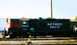 Southern Pacific 3403 (GP9) rangiert am 19. Juni 1987 in Los Angeles.