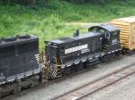 Norfolk Southern SW1001 #2101 (Ex-Reading Railroad) in Enola Pennsylvania Rangierbahnhof.  2/7/2006 Foto.