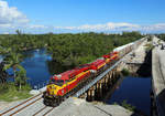 803 & 821 approach Deerfield Beach whilst working FEC109-21, 0030 Bowden Yard - Hialeah, 21 Nov 2017