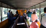 Bei der Durango & Silverton Narrow Gauge Railroad gibt es ebenfalls Aussichtswagen, die sind aber mit Längsbänken ausgestattet und sind überdacht. Ein tolles Erlebnis! Durango - Silverton, CO, 1.9.2022