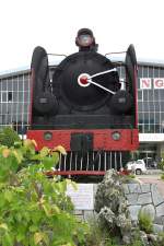 141 206 aufgestellt auf dem Bahnhofsvorplatz von Da Nang am 19.Mai 2008.