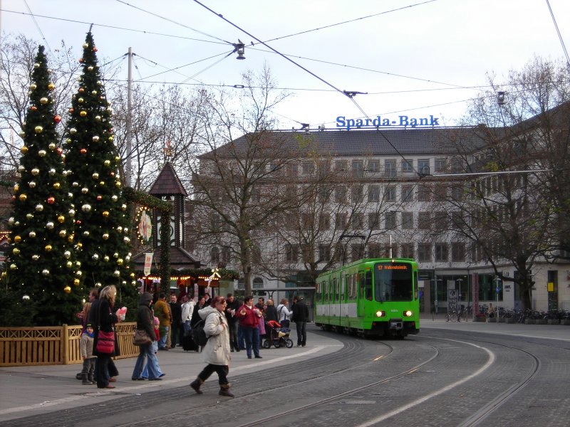 TW6226 am Ernst-August-Platz