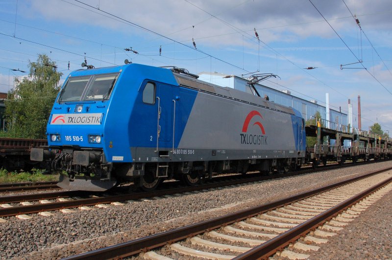 TXLogistics 185 510-5 mit Autotransporterzug der Firma ARS Altmann AG aus Wolnzach (Bayern), gesehen am 27.08.2007 in Datteln. Loknummer: 94 80 0 185 510-5