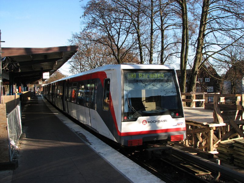 U3 Richtung Barmbek
Bahnhof Kellinghusenstrasse
24.11.2007