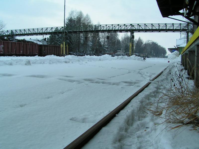 verschneiter Bahnhof RIED 060211