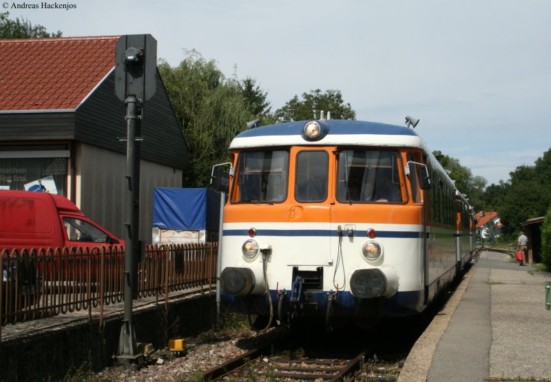 VT 26, VS 142 und VT 9 als SWE70773 (Neckarbischofsheim Nord-Hffenhardt) in Untergimpern 31.7.09