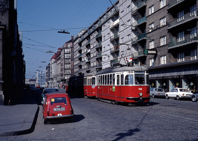 Wien Wvb Sl E2 L4 556 Invalidenstrasse Am 1 Mai 1976 Bahnbilder De